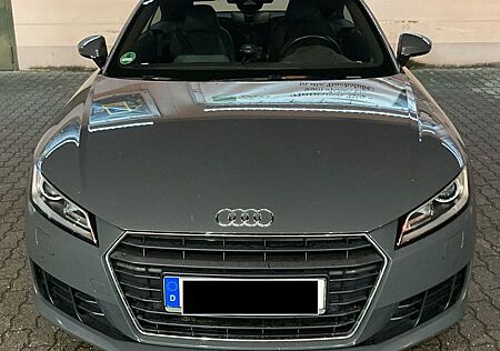 Audi TT Coupe 2.0 TDI ultra - Coupe