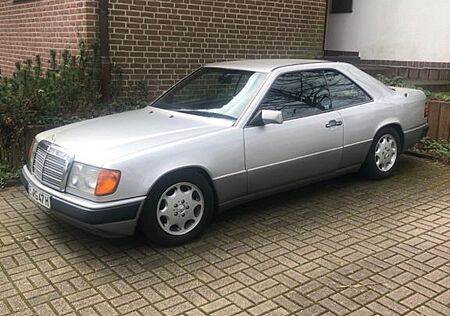 Mercedes-Benz CE 300