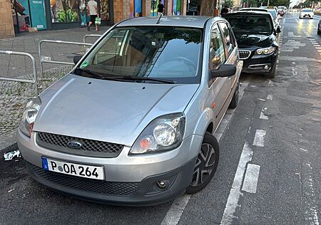 Ford Fiesta 1,4 16V Black Magic Black Magic