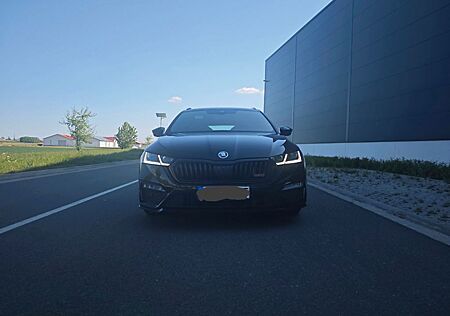 Skoda Octavia 2.0 TSI DSG RS COMBI RS