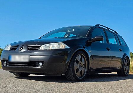Renault Megane Grandtour Luxe Dynamique 2.0 16V