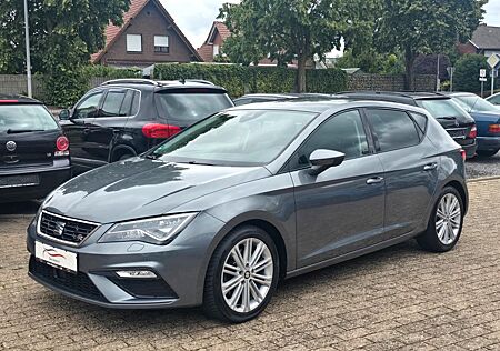 Seat Leon FR Automatik/ LED* / Teilleder *