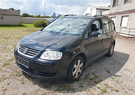 VW Touran Volkswagen 1.6 Automatik
