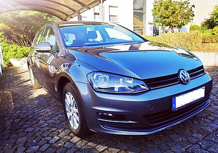 VW Golf Volkswagen 1.6 TDI BMT Comfortline