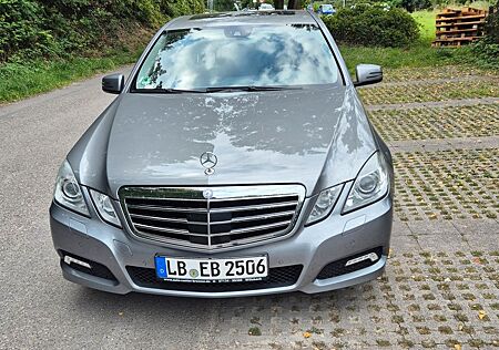 Mercedes-Benz E 350 CGI BlueEFFICIENCY AVANTGARDE AVANTGARDE