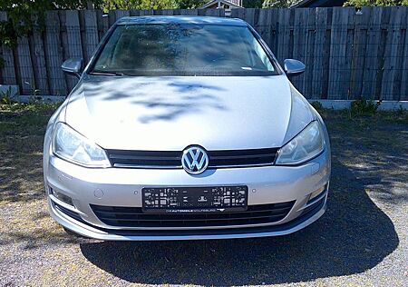 VW Golf Volkswagen VII Lim. Comfortline BMT