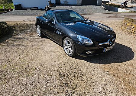 Mercedes-Benz SLK 200 -