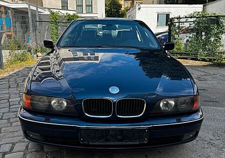 BMW 528i E39 Lim. Schalter*Leder*PDC*Klima