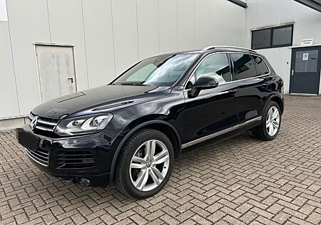 VW Touareg Volkswagen 3.0 V6 TDI 4Motion