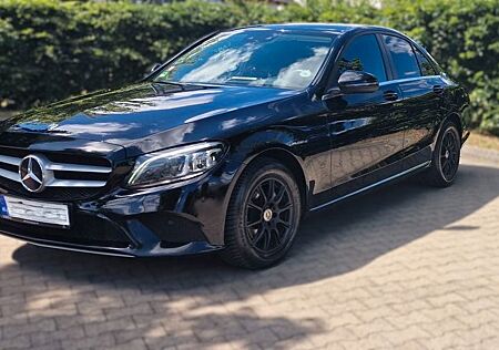Mercedes-Benz C 180 C 180d LED+COM+HuD+RüKam+Key|Go+Park 11300 Netto