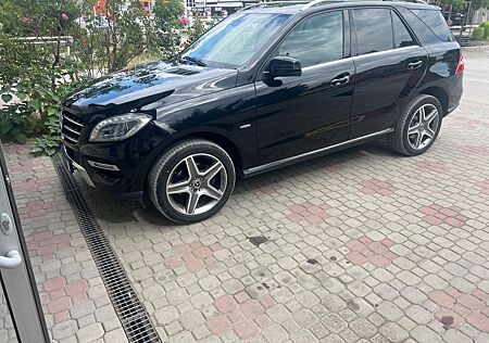Mercedes-Benz ML 350 BlueTEC 4MATIC -