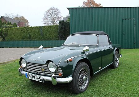 Triumph TR4