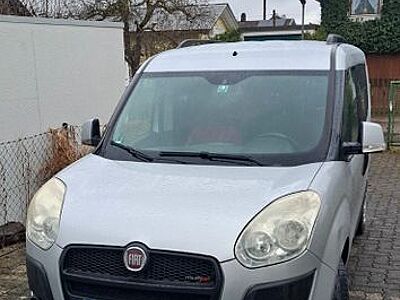 Fiat Doblo 1.6 16V Multij. S&S Emotion Family Dua...