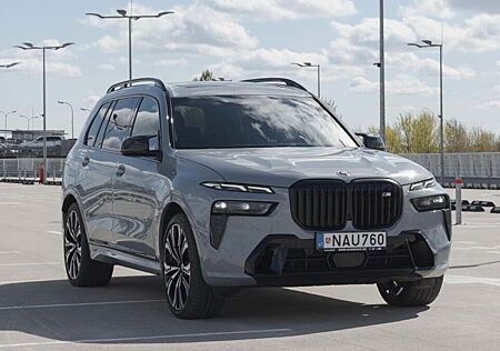 BMW X7 M X7 M60