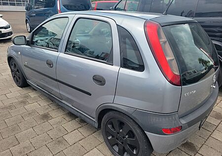 Opel Corsa 1.2 16V Sport