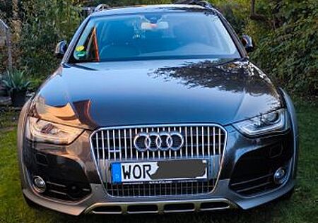 Audi A4 Allroad 3.0 TDI S tronic quattro -
