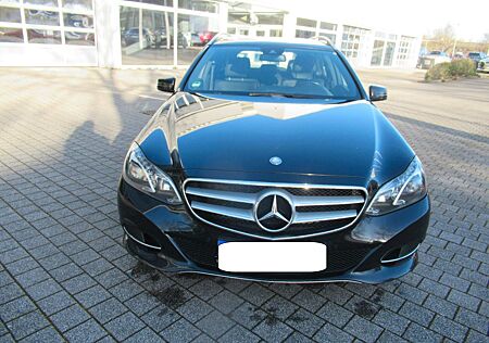 Mercedes-Benz E 200 E T-Modell BlueTec
