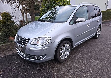 VW Touran Volkswagen 2.0 TDI Highline DPF
