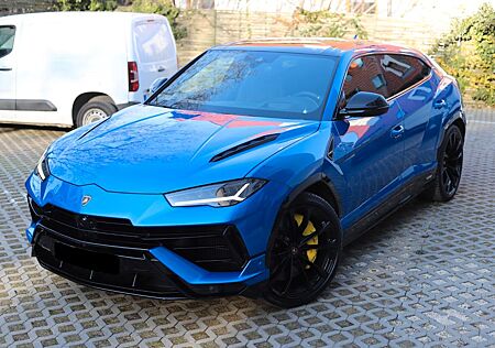 Lamborghini Urus S / AKRAPOVIC / PANO / B&O / MASSAGE