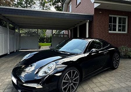 Porsche 991 Carrera 4 Coupé Allrad Scheckheft