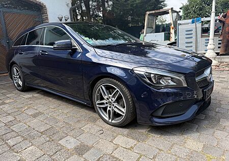 Mercedes-Benz CLA 220 Shooting Brake AMG 2 Hand LED Panorama