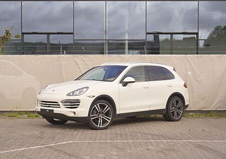 Porsche Cayenne 3.0 TDI V6 262 HP - AUTOMATIC - XENON