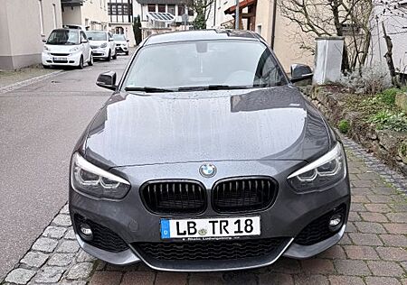 BMW 120i Sport Line A Sport Line