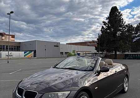 BMW 325d Cabrio E93 Sonderfarbe Gepflegt Carplay