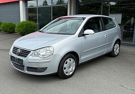VW Polo Volkswagen IV Tour Klima,Einparkhilfe,TÜV-AU Neu