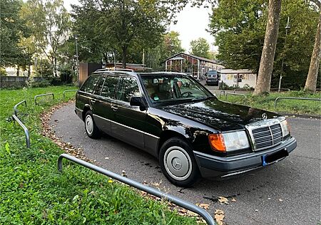 Mercedes-Benz 230 124 TE mit Tüv, H-Zulassung möglich