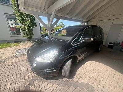 Ford S-Max 2,2 TDCi 147kW DPF Titanium Titanium