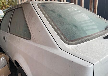 Ford Escort gebraucht kaufen Ford Escort Stary 1.3