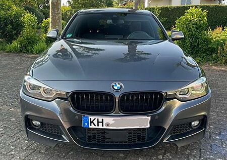 BMW 330d Touring M Sport, H&K, ACC, 8-Fach Bereift