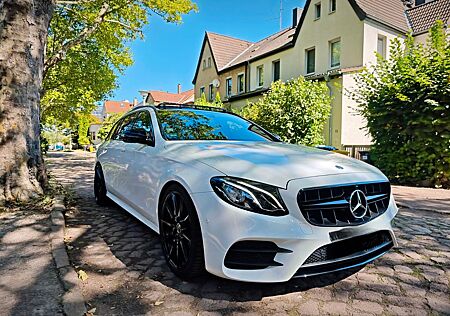 Mercedes-Benz E 200 E Klasse T- Pano, AHK, Night, 20" AMG, Garantie!