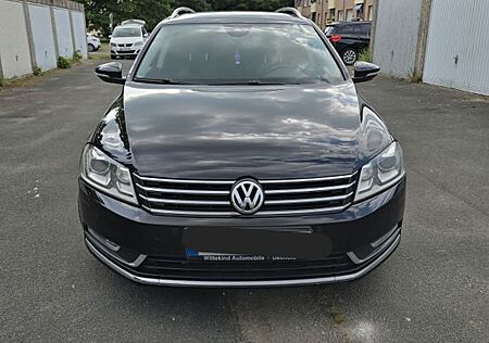 VW Passat Variant Volkswagen 2.0 TDI DSG 125kW Comfortl BM...