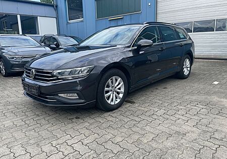 VW Passat Variant Volkswagen Passat Var.TDI-DSG-ACC-LED-AHK-Kamera-Massage