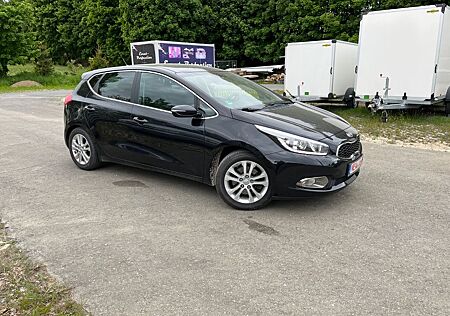 Kia Cee'd / Ceed