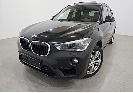BMW X1 2.0 sDrive18d SportLine Aut. Pano LED-Xenon