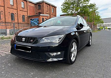Seat Leon ST 2.0 TDI DSG FR Voll LED Leder Navi AHK