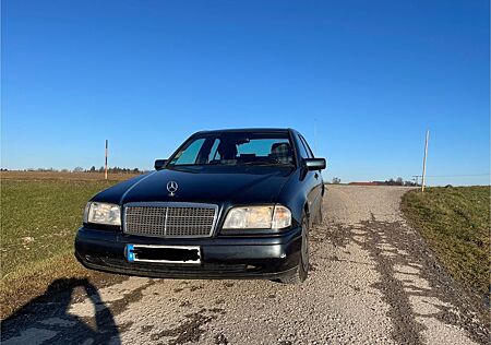 Mercedes-Benz 230 C Kompressor Sport