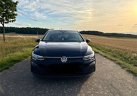 VW Golf Volkswagen 1.5 eTSI OPF 110kW DSG United United