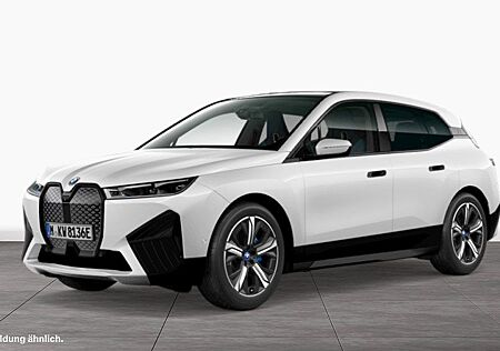 BMW iX xDrive50 657€ netto Sportpaket HK HiFi DAB Pa