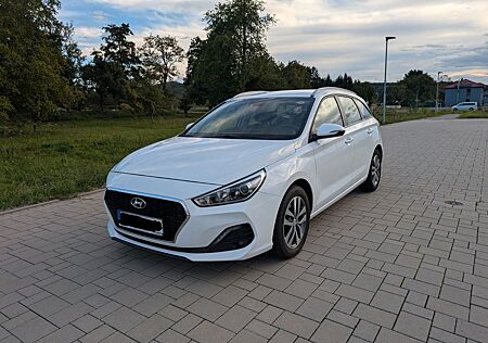 Hyundai i30 1.0 T-GDI Trend