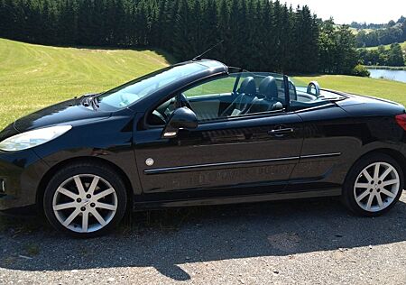 Peugeot 207 Cabrio CC Roland Garros schwarz