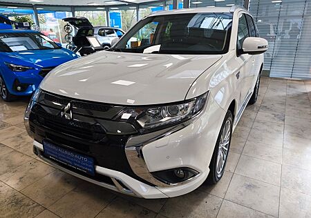 Mitsubishi Outlander PHEV | AHK | App-Connect | 4WD