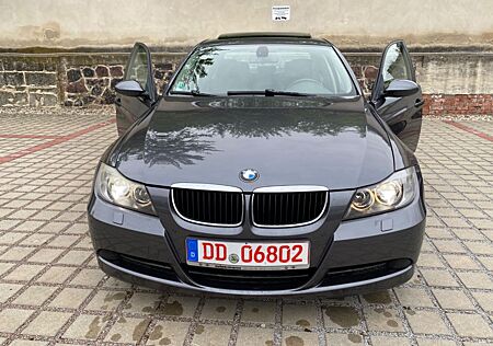 BMW 320i Automatik