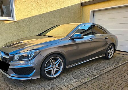 Mercedes-Benz CLA 200 AMG Line *Junge Sterne*