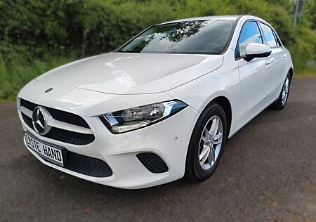 Mercedes-Benz A 180 d DCT TÜV NEU/ 1.HAND/ GARANTIE/ KAMERA