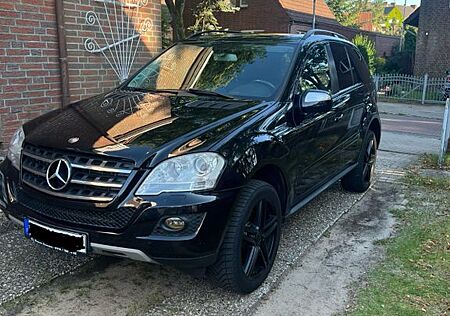 Mercedes-Benz ML 350 CDI 4MATIC-Krankheiten Behoben