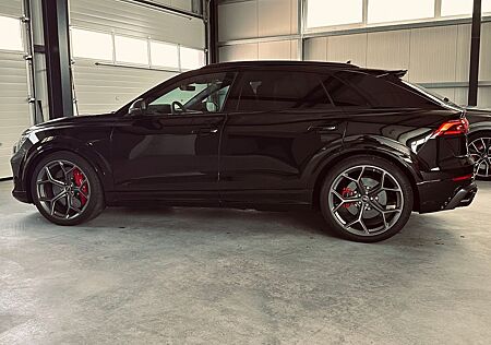 Audi RS Q8 RSQ8 SUV performance 4.0 TFSI qu. COGNAC/CARBON
